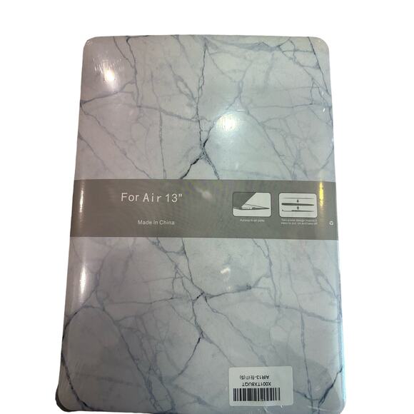 NEW! Macbook Air 13” - Hard Case & keyboard protector- White Marble - Picture 13 of 13